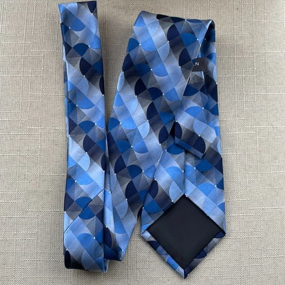 Van Heusen Men Tie Blue Tone Necktie 100% Silk Classic Tie - Picture 6 of 11